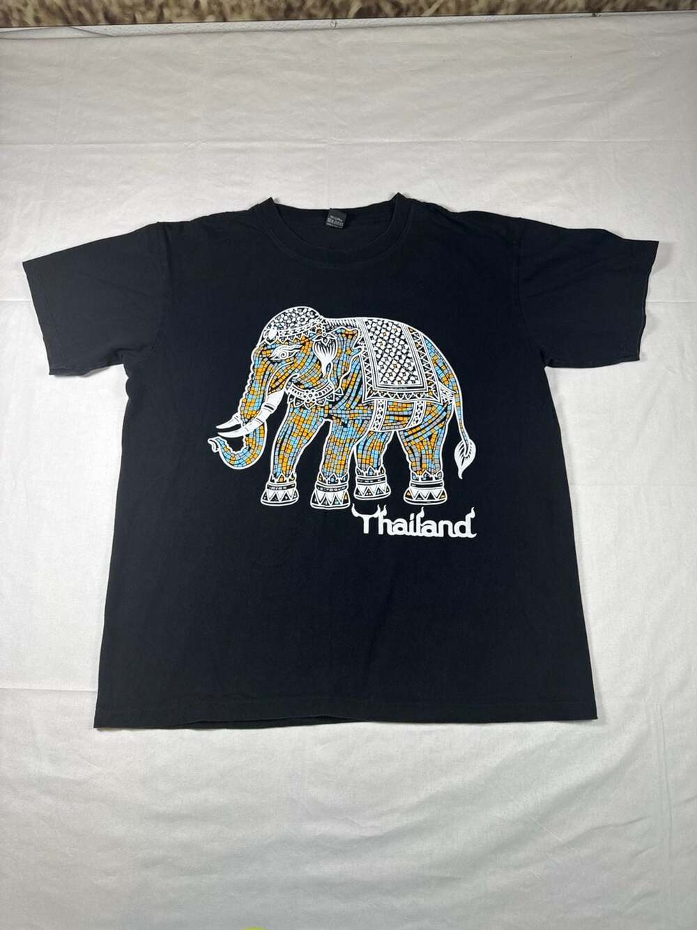 OAT Thailand Mosaic Elephant Souvenir Graphic T-Shirt Black Size XL